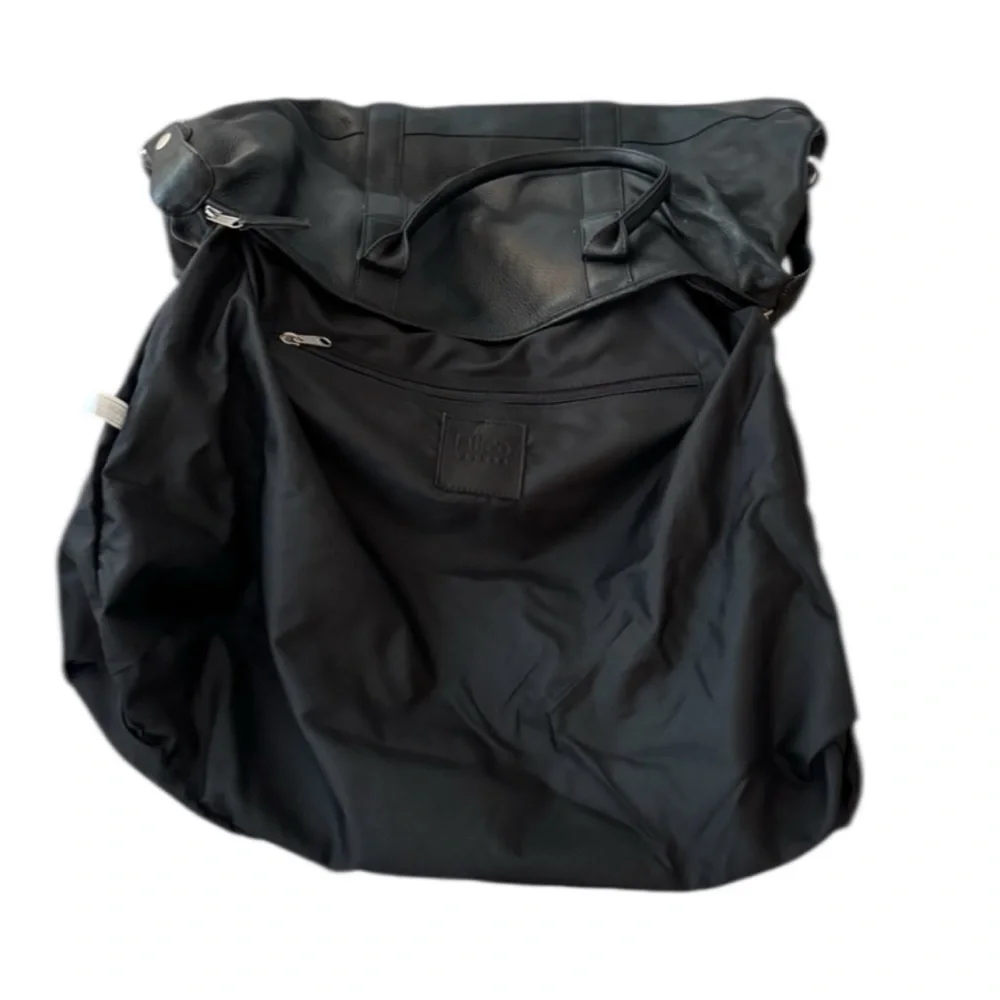 NHL Engraved Logo Latico Black 100%‎ Leather Duffel Travel Bag